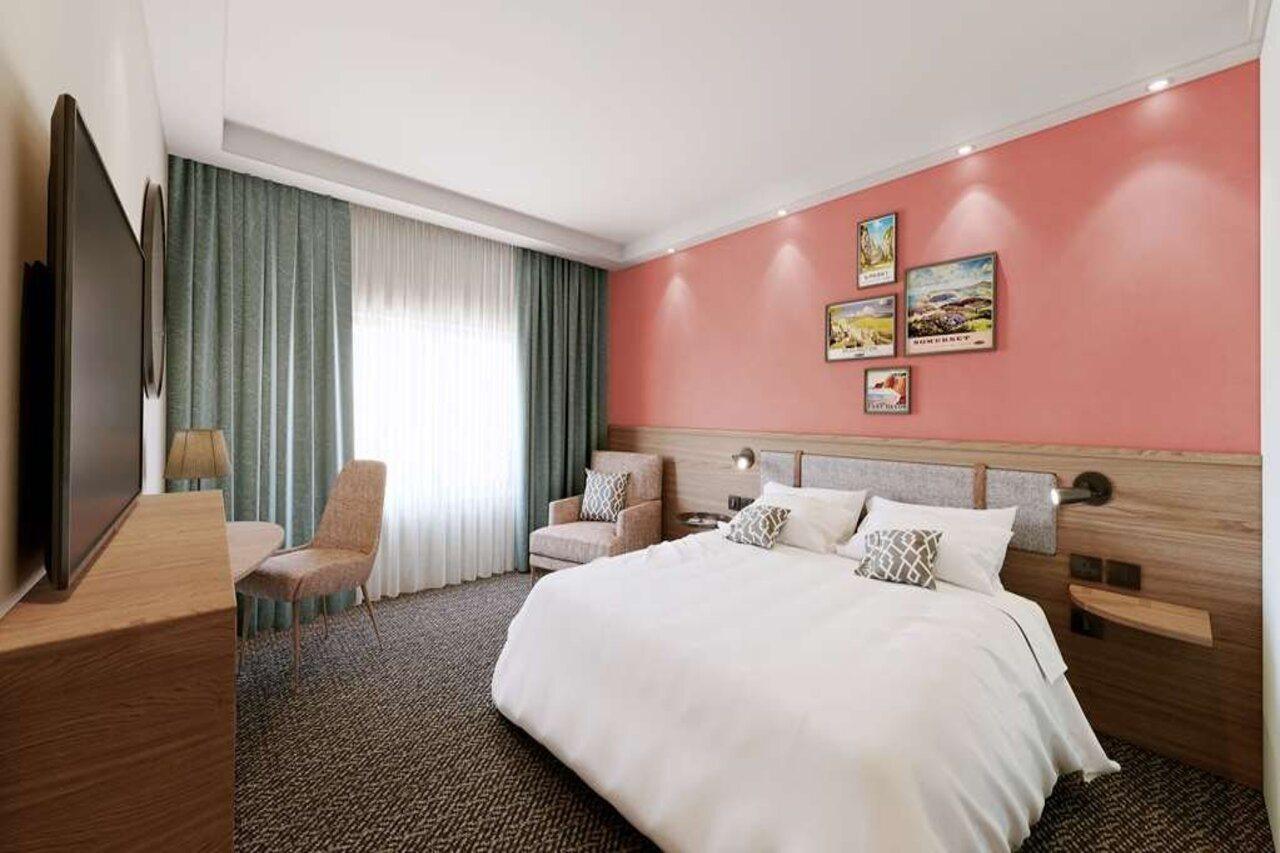 Отель Hampton By Hilton Торки Экстерьер фото